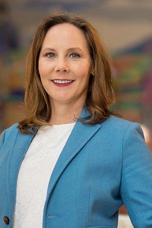 elizabeth pierce ceo